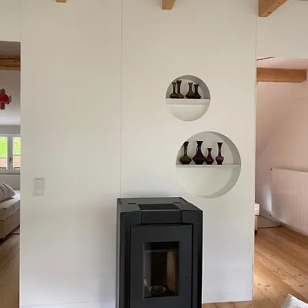 Edelstein Apartment *