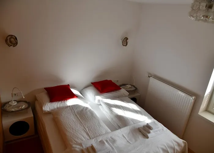 Edelstein Apartament *